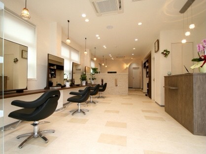 Mana hair Resort